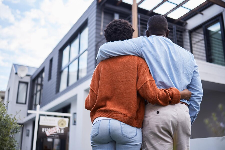 https://rodahomesltd.com/wp-content/uploads/2024/09/Happy-Couple.jpg
